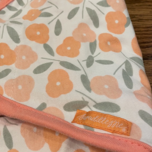Two SwaddleMe Swaddles - Size Small/Medium - Picture 2 of 4